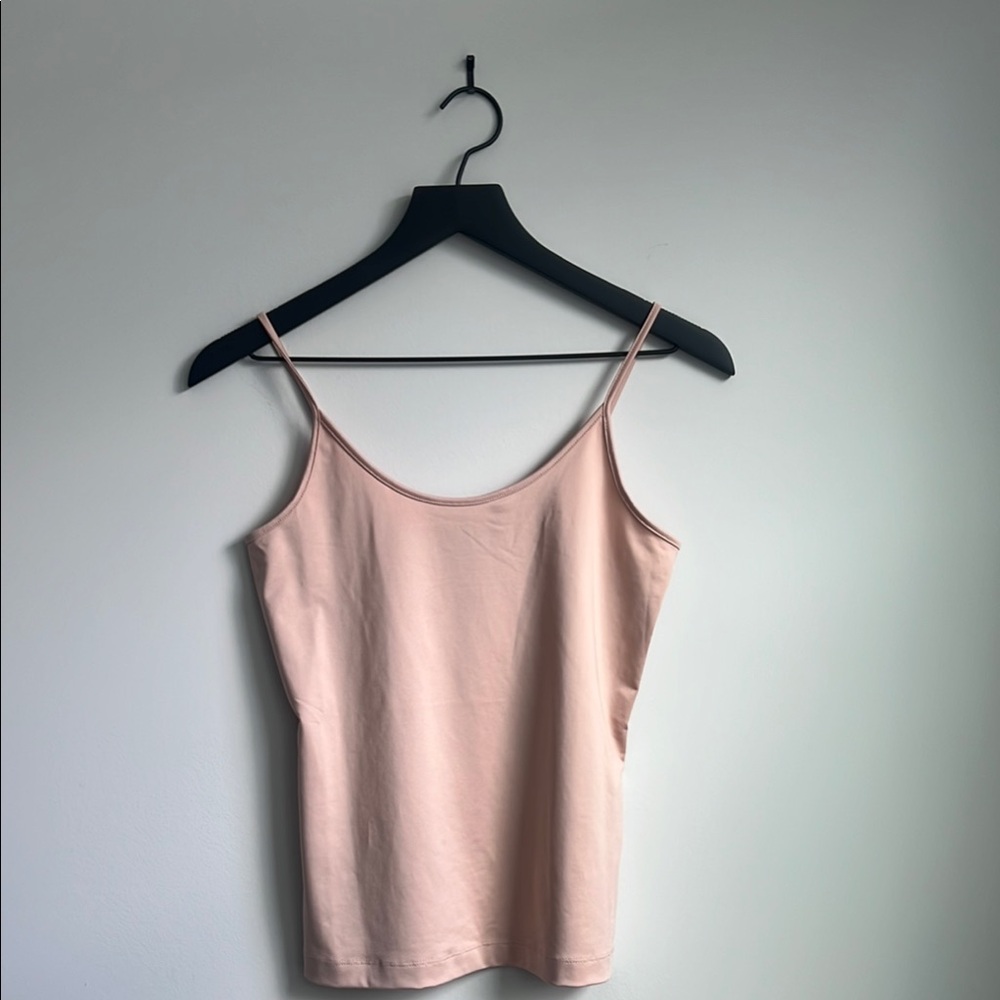 Banana Republic Camisole‎ Woman’s Size Small Pink Fitted Sleeveless Camisole